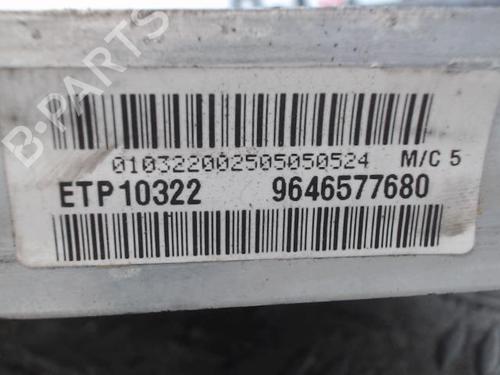 water-radiator-citroen-c4-coupe-la_-2004-2005-2006-2007-2008-2009-2010-2011-2012-2013-37362199 main image