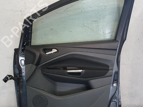 Used Right front door Right front door 38424095 38424095