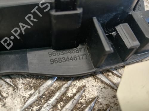 front-left-interior-door-handle-ds-ds-3-sa_-2015-2016-2017-2018-2019-37367675 main image