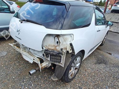 Left front fog light CITROËN DS3 (SA_) 1.6 HDi 90 | BP37362305C30 - Image 11