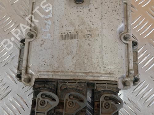 engine-control-unit-ecu-peugeot-807-eb_-2002-37367855 main image