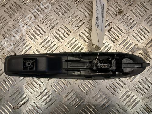 Right front window switch CITROËN DS3 (SA_) 1.6 HDi 90 | BP37373419I26 - Image 3