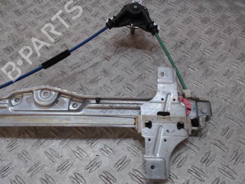 Rudehejsemekanisme Højre bagtil Rudehejsemekanisme Højre bagtil PEUGEOT 208 I (CA_, CC_) 1.6 HDi / BlueHDi 75 (75 hp) 37361789 37361789