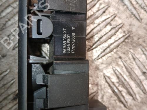 Used Right front window switch Right front window switch 37372500 37372500