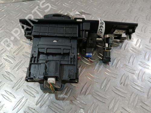 Card reader RENAULT KOLEOS I (HY_) 2.0 dCi 4x4 (HY0K) | BP37363312E4 - Image 4