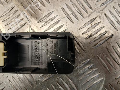 Right front window switch RENAULT CLIO IV (BH_) 1.5 dCi 75 | BP37372938I26 - Image 2