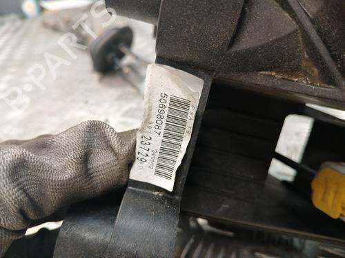 gear-lever-peugeot-5008-0u_-0e_-2009-2010-2011-2012-2013-2014-2015-2016-2017-37374341 main image