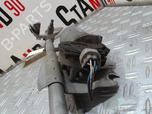 Used Front wiper motor Front wiper motor TOYOTA YARIS (_P1_) 1.4 D-4D (NLP10_, NLP10R) (75 hp) 37359021 37359021