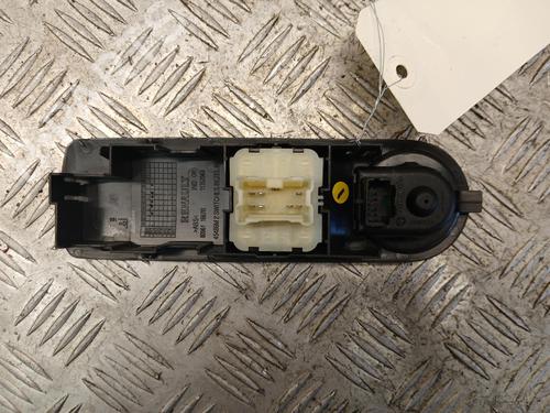 Left front window switch RENAULT CLIO IV (BH_) 0.9 TCe 90 (BHNF, BHMA, BHMH, BHJK, BHJR) | BP37766701I27 - Image 3