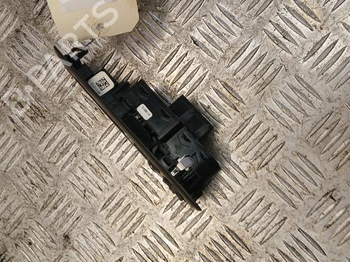 left-front-window-switch-peugeot-2008-i-cu_-2013-37374638 main image