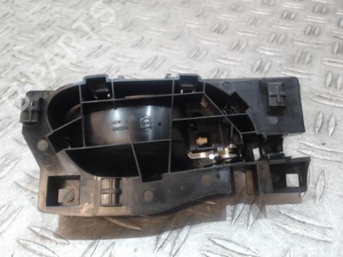 Rear left interior door handle PEUGEOT 2008 I (CU_) 1.2 THP 110 / PureTech 110 | BP37354112I15 - Image 2