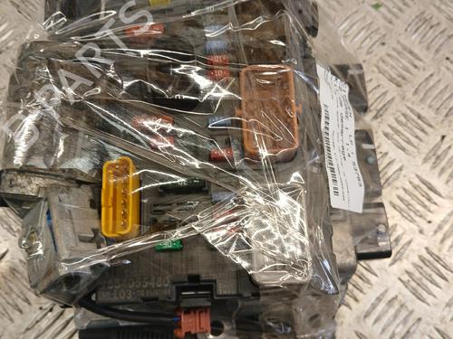 electronic-module-citroen-c2-jm_-2003-2004-2005-2006-2007-2008-2009-2010-2011-2012-2013-2014-2015-2016-2017-37374487 main image