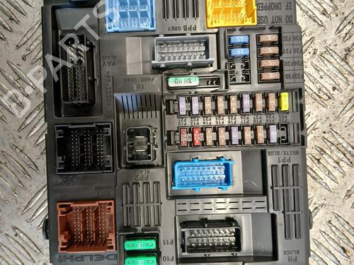 Used Fuse box Fuse box PEUGEOT 208 II (UB_, UP_, UW_, UJ_) 1.2 PureTech 100 (101 hp) 39942107 39942107