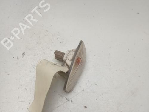 Left side indicator HYUNDAI TERRACAN (HP) 2.9 CRDi 4WD | BP37307168I20 - Image 3