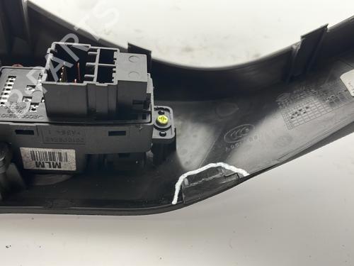 Left front window switch SSANGYONG KORANDO (CK) 2.0 e-XDi | BP37329549I27 - Image 2