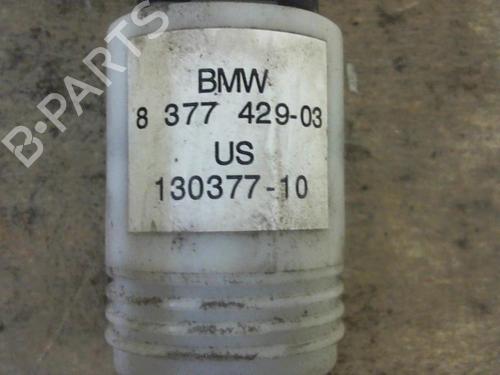 Used Washer pump Washer pump 37301065 37301065