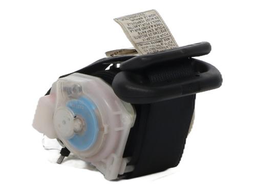 rear-right-seatbelt-toyota-yaris-_p1_-1999-2000-2001-2002-2003-2004-2005-37332851 main image