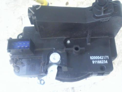 Front right lock RENAULT TRAFIC II Van (FL) 2.0 dCi 115 (FL01, FL0U, FL00, FL0H, FL0M) | BP37303104C97 - Image 2