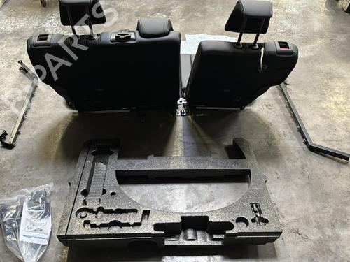 Rear seat PEUGEOT 2008 I (CU_) 1.2 VTi | BP37622317C17 - Image 5