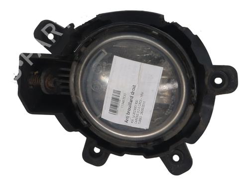 right-front-fog-light-kia-carens-iii-mpv-un-2006-2007-2008-2009-2010-2011-2012-2013-37337918 main image
