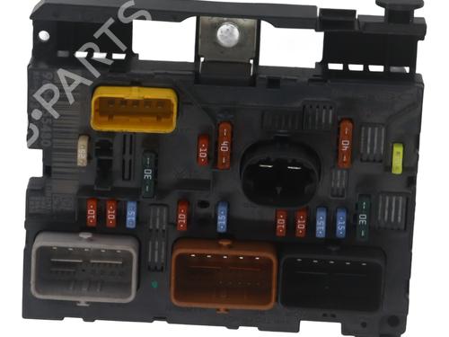 fuse-box-citroen-c3-pluriel-hb_-2003-37337791 main image