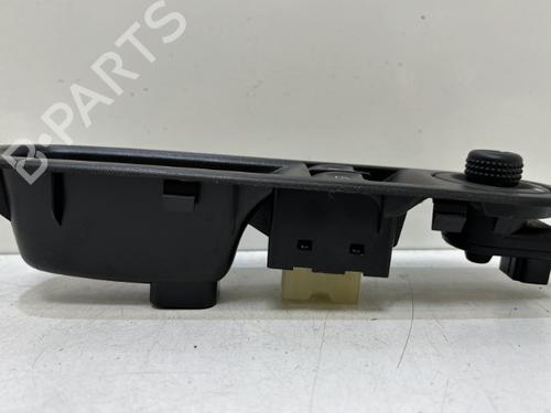 left-front-window-switch-renault-twingo-iii-bcm_-bca_-2014-37753813 main image