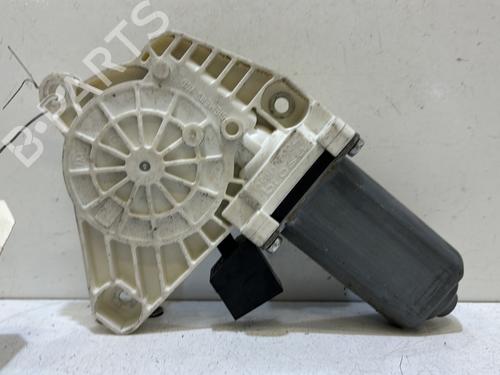 right-front-window-motor-mercedes-benz-a-class-w169-2004-2005-2006-2007-2008-2009-2010-2011-2012-37309974 main image