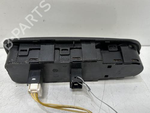 Used Left front window switch Left front window switch 37323846 37323846
