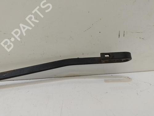 Used Front windshield wiper arm Front windshield wiper arm 37318299 37318299