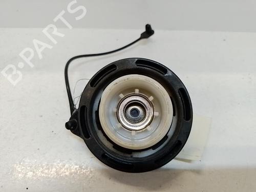 Tankdæksel Tankdæksel HYUNDAI SANTA FÉ I (SM) 2.0 CRDi 4x4 (125 hp) 37305633 37305633