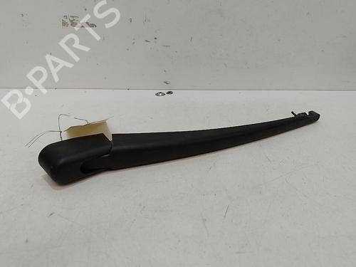 Used Rear windshield wiper arm Rear windshield wiper arm 37312032 37312032