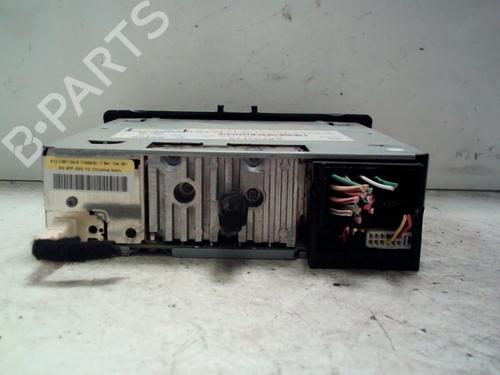 radio-renault-megane-iii-hatchback-bz01_-b3_-2008-37304362 main image