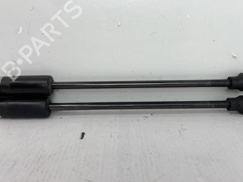 tailgate-lift-support-renault-clio-iv-bh_-2012-2013-2014-2015-2016-2017-2018-2019-2020-2021-37324699 main image
