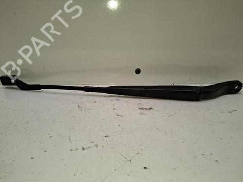 Used Front windshield wiper arm Front windshield wiper arm 37329872 37329872