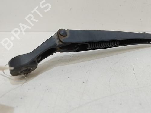 Used Front windshield wiper arm Front windshield wiper arm 37313390 37313390