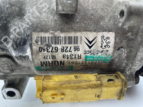 Used AC compressor AC compressor FIAT SCUDO Van (270_, 272_) 2.0 D Multijet (120 hp) 39889893 39889893