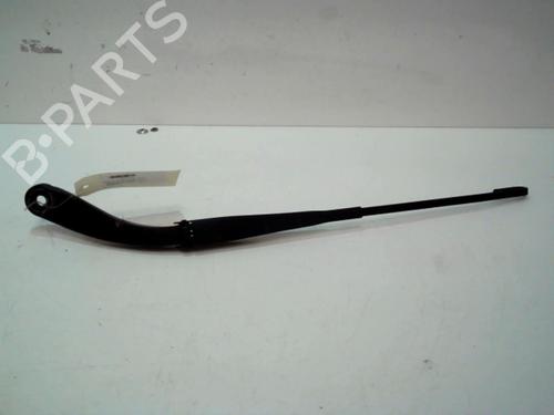front-windshield-wiper-arm-dacia-sandero-ii-2012-37309199 main image