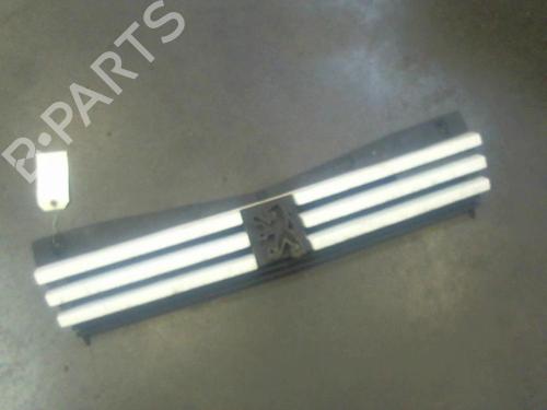 Used Grille Grille 37618162 37618162