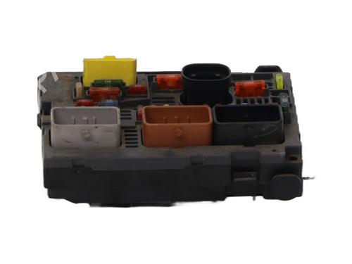 fuse-box-citroen-c5-iii-break-rw_-2008-2009-2010-2011-2012-2013-2014-2015-2016-2017-37347067 main image
