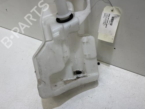 Used Windscreen washer tank Windscreen washer tank 37615856 37615856
