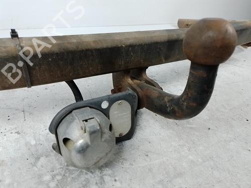 Used Tow ball/Mechanism Tow ball/Mechanism 37619965 37619965