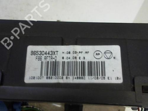 Used Climate control Climate control 37300149 37300149