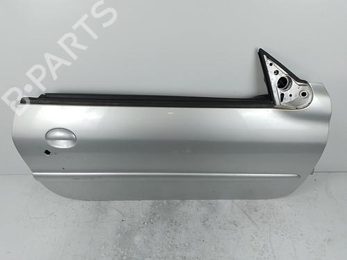Used Right front door Right front door 37620701 37620701