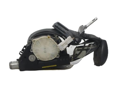 front-left-seatbelt-renault-clio-iii-br01-cr01-2005-2006-2007-2008-2009-2010-2011-2012-2013-2014-37343179 main image