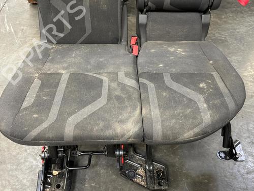 Right front seat FORD TRANSIT CONNECT MPV | BP37620974C16 - Image 2