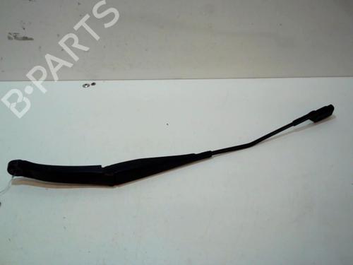 Used Front windshield wiper arm Front windshield wiper arm 37309348 37309348