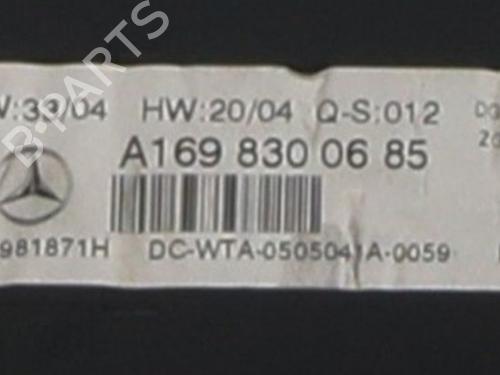 climate-control-mercedes-benz-a-class-w169-2004-2005-2006-2007-2008-2009-2010-2011-2012-37343691 main image