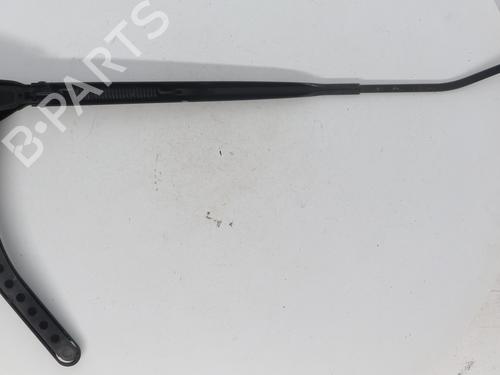 Used Front windshield wiper arm Front windshield wiper arm RENAULT TRAFIC III Van (FG_) 1.6 dCi 145 (FGMG) (145 hp) 39933982 39933982
