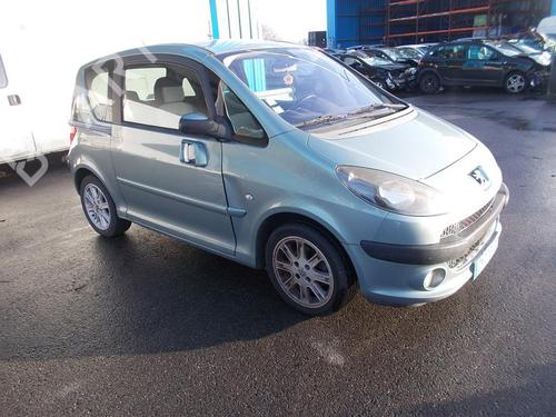 Left front fog light PEUGEOT 1007 (KM_) 1.4 HDi | BP37302109C30 - Image 7