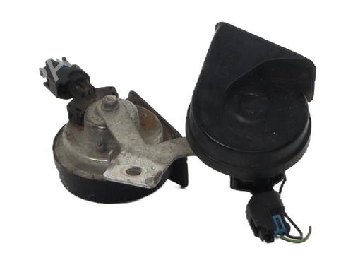 Toeter Toeter OPEL CORSA C (X01) 1.3 CDTI (F08, F68) (70 hp) 37333754 37333754